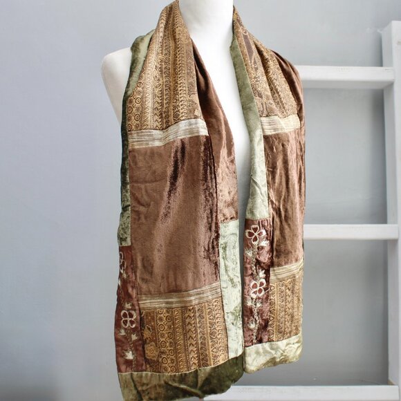 Christian Livingston VTG Green Brown Velvet Patchwork Embroider Rectangle Scarf - Picture 1 of 8